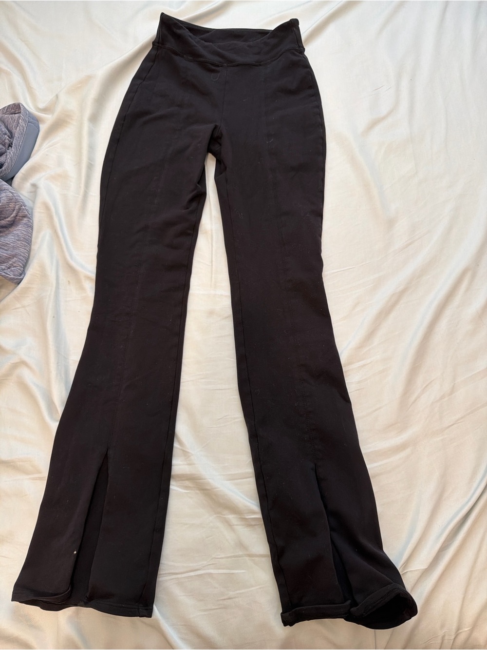 Alo Black Flare Split-Hem leggings